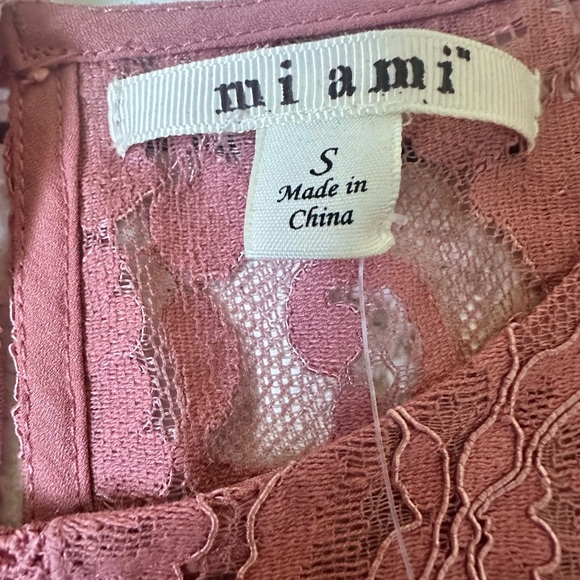 NWT Francesca’s Mi Ami lace ruffle-hem mini dress – mauve, long sleeve, sz S - Picture 8 of 11